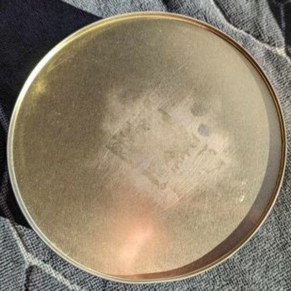 Lot of 2 Vintage Christmas Tins – Large Tin 1970s Small Tin 1990s - Picture 9 of 10